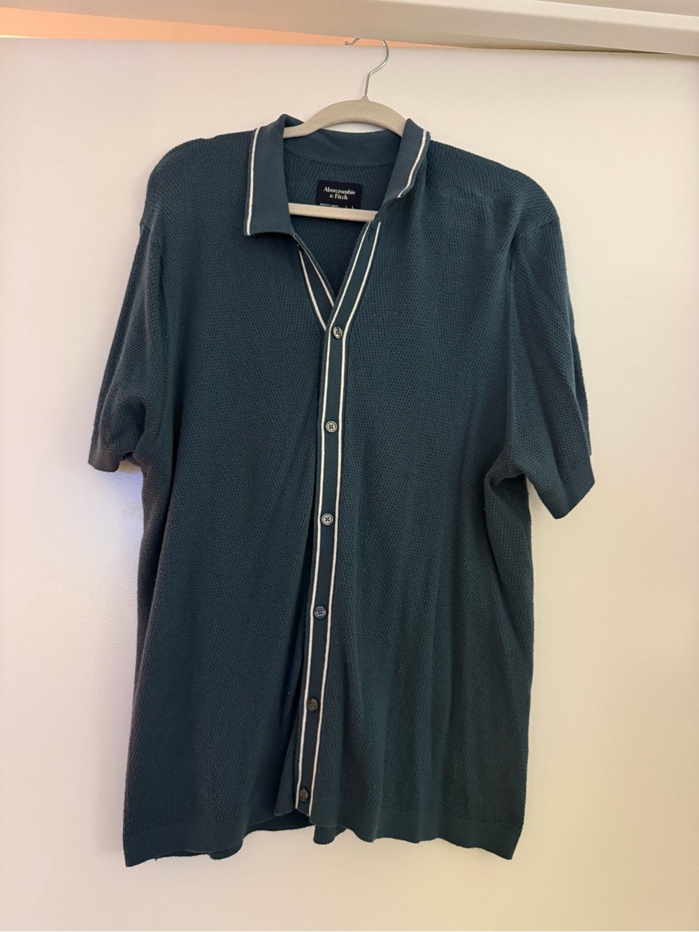 Abercrombie & Fitch Teal Short-Sleeve Button Down with Contrast Trim